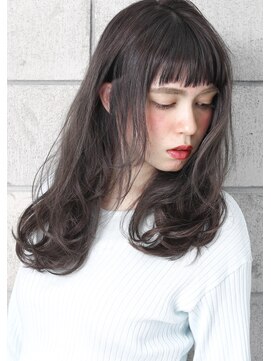 ヘアサロン ガリカ 表参道(hair salon Gallica) ☆ グレージュ ＆ 外国人風ウェーブ ☆ オン眉 小顔 semi-long☆