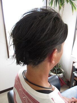 コア フィール ア デイ(COIFFURE A DAY) 【見附今町】ツーウェイショート