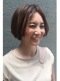 ショートにするのがこわい方に シンプルショートボブ