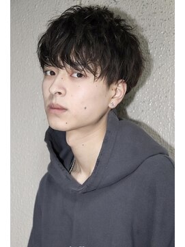 前髪長めバランスがカッコいい ラフパーマで 窪田正孝 風に L ネイビー Navy のヘアカタログ ホットペッパービューティー