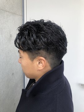 フリーラ 表参道(freera) アップバング×モテパーマ 《飯島優衣》