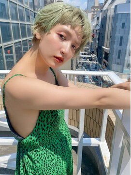 エクー(ECOO) 『 ペールグリーン×ショートヘア 』 ECOO