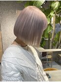 ミルクティーベージュカラーダブルカラーショートボブブリーチ