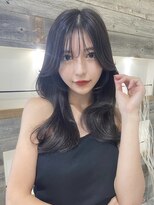 フォンズ(FONS)&nbsp;大人上品くびれヘア シースルーバング 顔まわりカット暗髪カラー