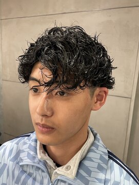 ディスイズバーバー(THIS IS BARBER) スパイラルパーマスタイル　ツーブロック　束感【札幌】