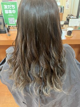 アローズ 新さっぽろサンピアザ店(HELLO'S) グラデーショングレージュ