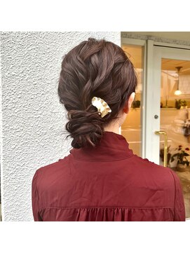 ルオント(Luonto) 【hair＆healing  Luonto】ゆるふわシニヨン