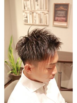 フクオカバーバープレイス(FUKUOKA BARBER PLACE) ショートツーブロック