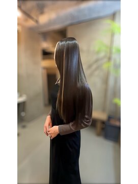 エッセンシア 表参道店(ESSENCIA) 【髪質改善】微還元髪質改善トリートメント×美髪カラー