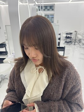 コア プラス 立川(COA PLUS) ブリーチなしダブルカラーでつくるオリーブベージュ【井澤彩】