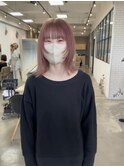 ピンクベージュ