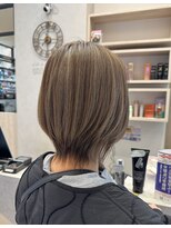 アストレアバイイーリス(ASTRAEA by Iris)&nbsp;福津/白髪ぼかし/ハイライトカラー