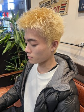 ドゥーエン 守口店(DoEN) ブリーチ×スパイキーショート