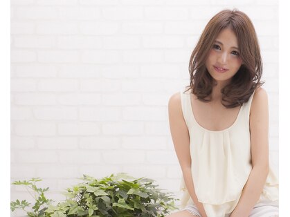 クロエ ヘアー(Chloe hair)の写真