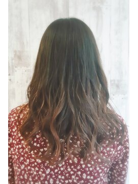 シェリー(cherie) 雨にも負けないコテ巻き風パーマ☆