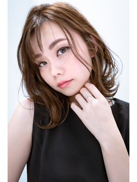 クラメール 黒崎コムシティ店(Kraemer) 【Kraemer 友塚】ミディアム レイヤー くびれロブ×抜け感