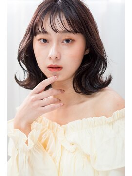 フィガロリビュート(figaro Ribute) 大人かわいいくびれヘアシースルーバング