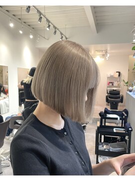 シー(SEA) milk tea color♪