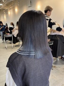 ラック 津田沼(LUCK) ブルーインナーカラー/津田沼/ブリーチ/推し活