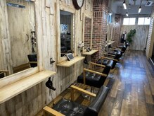 ラフィーチ バイ シウン(Ra-Ffichi by siun.)の雰囲気（こだわったヴィンテージ加工の店内でお寛ぎ下さい☆）