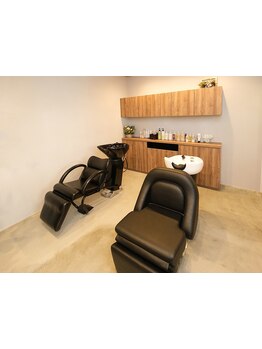 極上ヘッドスパで心も体もリセット♪血行促進＆ストレス解消で至福のひとときを。