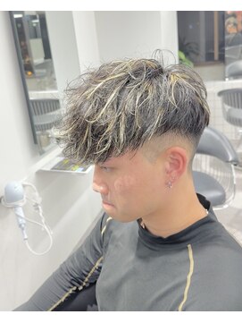 ステラ(STELLA) メンズパーマ/メンズカット/眉毛サロン/スペインカール