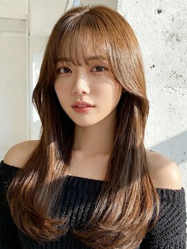 レイヤーカットバレイヤージュオリーブグレージュハッシュカット