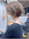 30代40代50代ショート似合わせ白髪ぼかし前髪あり髪型　安