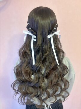 ヘアーセット モコロ(Hair Set MOCORO) ねじりハーフツイン
