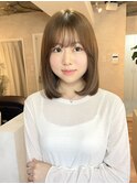 顔周りレイヤーカットミディアムレイヤー大人可愛いモカブラウン
