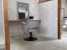 イーズ バイ インス 加古川(Yeeee.s by INCE)の雰囲気（半個室のプライベート空間でゆったりとした時間をお過ごし下さい）