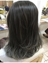 ウィルゴ(VIRGO) 人気のアッシュグレー☆外国人風3Dハイライトカラー