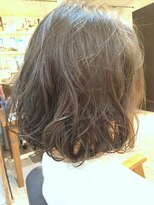 アズグロウ(As grow)&nbsp;Rカラーのプラチナグレー＋パーマ