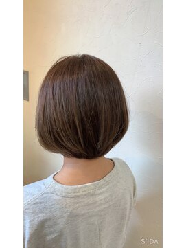 ヘアークラブワイズ(Hair Club Yz) 〈大人っぽショートボブ〉