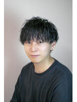 アメリボーテ(Amelie beaute) 前下がり ツイストスパイラル