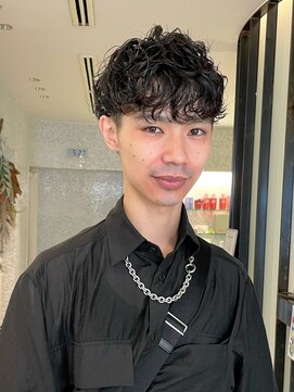 ラパンセヴェール(LA PENSEE VERT) 前下がりメンズマッシュパーマ