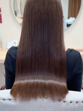 クールブ(Courbe) モノトーンベージュ×超音波トリートメント