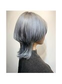 ウルフカット　シルバーホワイト