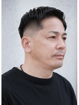 シラ(SHIRA) フェード＋ショートアップバンク