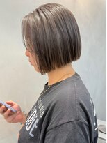 ソワ 北千住(soi)&nbsp;ミルクティーグレージュ×切りっぱなしボブ×ブリーチカラー