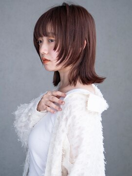 アイティーバイアルバム 松戸店(IT by ALBUM) ウルフカット韓国ヘア顔周りレイヤーくびれミディ_F30144