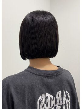 ルプラ ファシル(le-pla Facil) 切りっぱなしボブ