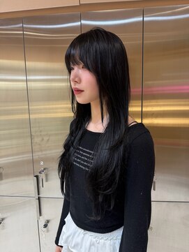 ルームバイシー 新宿(Loom. by Sea) ◎透明感抜群ダークブルージュ×ザクザクレイヤーカット