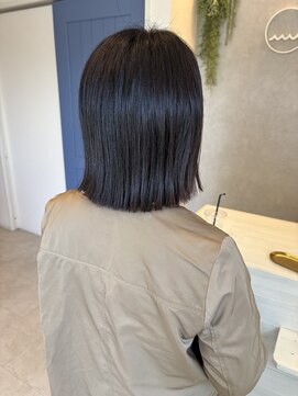 フィーラ(Feela) 切りっぱなしボブ