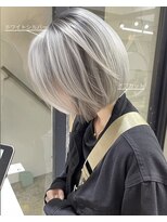 イェッカ パビル(YECCA pabil) ホワイトシルバー(ブリーチ2回~)