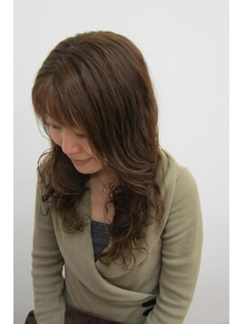 美容室イーナ(e na) 綺麗なお姉さんパーマ(^^♪