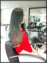 メタ(META)&nbsp;新色のカラー薬剤使用（ブルーグリーン）