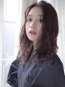 フェレイラ(Ferreira) ”Ferreira“無造作ウェーブヘア