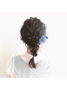 プラタナス 国分寺南口店(PLATANUS) ミディアム編み下ろしアレンジ♪