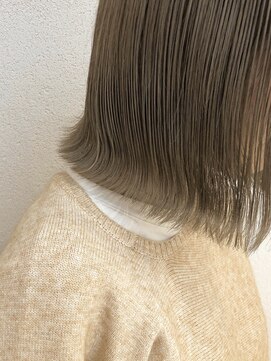 エイチ 天神橋(H) 20代30代40代レイヤーオージュアアンブレラカラータッセルボブ